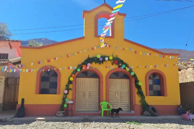 Portada: lagar pampa celebra la entrega y bendición de su capilla refaccionada, fruto de la fe y el trabajo conjunto de la comunidad