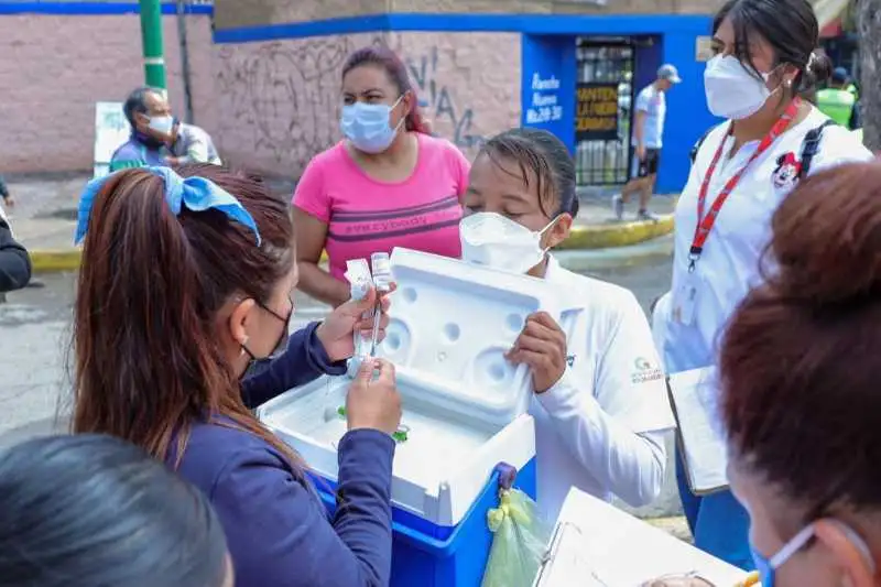 Portada: aiquile despliega 25 brigadas de salud para el rastrillaje de vacunas y la entrega de micronutrientes