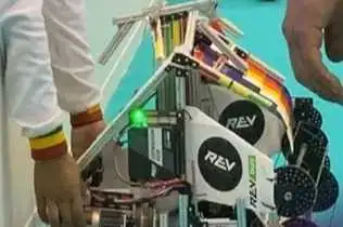 Portada: joven boliviana representará al país en el mundial de robótica first global challenge 2026 en corea del sur