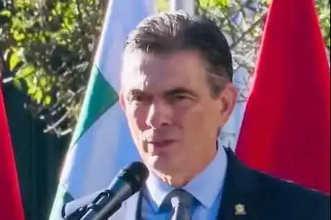 Portada: paz admite “ineficiencia” del estado ante la crisis de combustibles y respalda importación privada de diésel