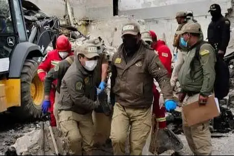 Portada: viacha: hallan el cuerpo de un sargento y suman siete las víctimas fatales