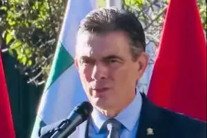 paz admite “ineficiencia” del estado ante la crisis de combustibles y respalda importación privada de diésel