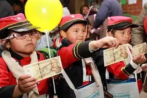 bono juancito pinto 2026: pago podría comenzar el 21 de septiembre y tendrá cuatro modalidades